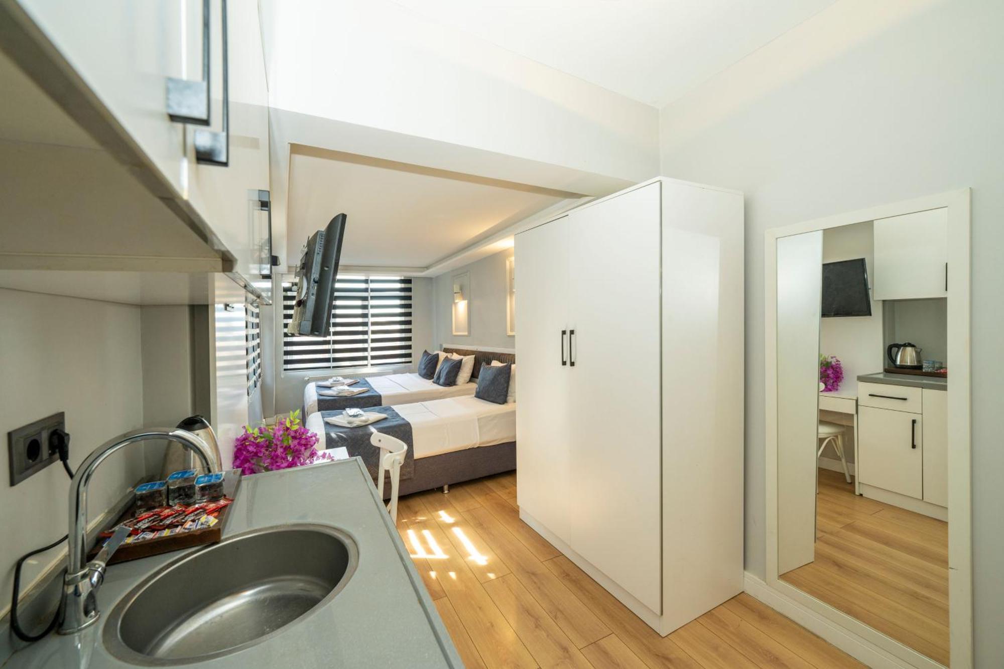 Luce Suites Taksim Istanbul Exterior foto