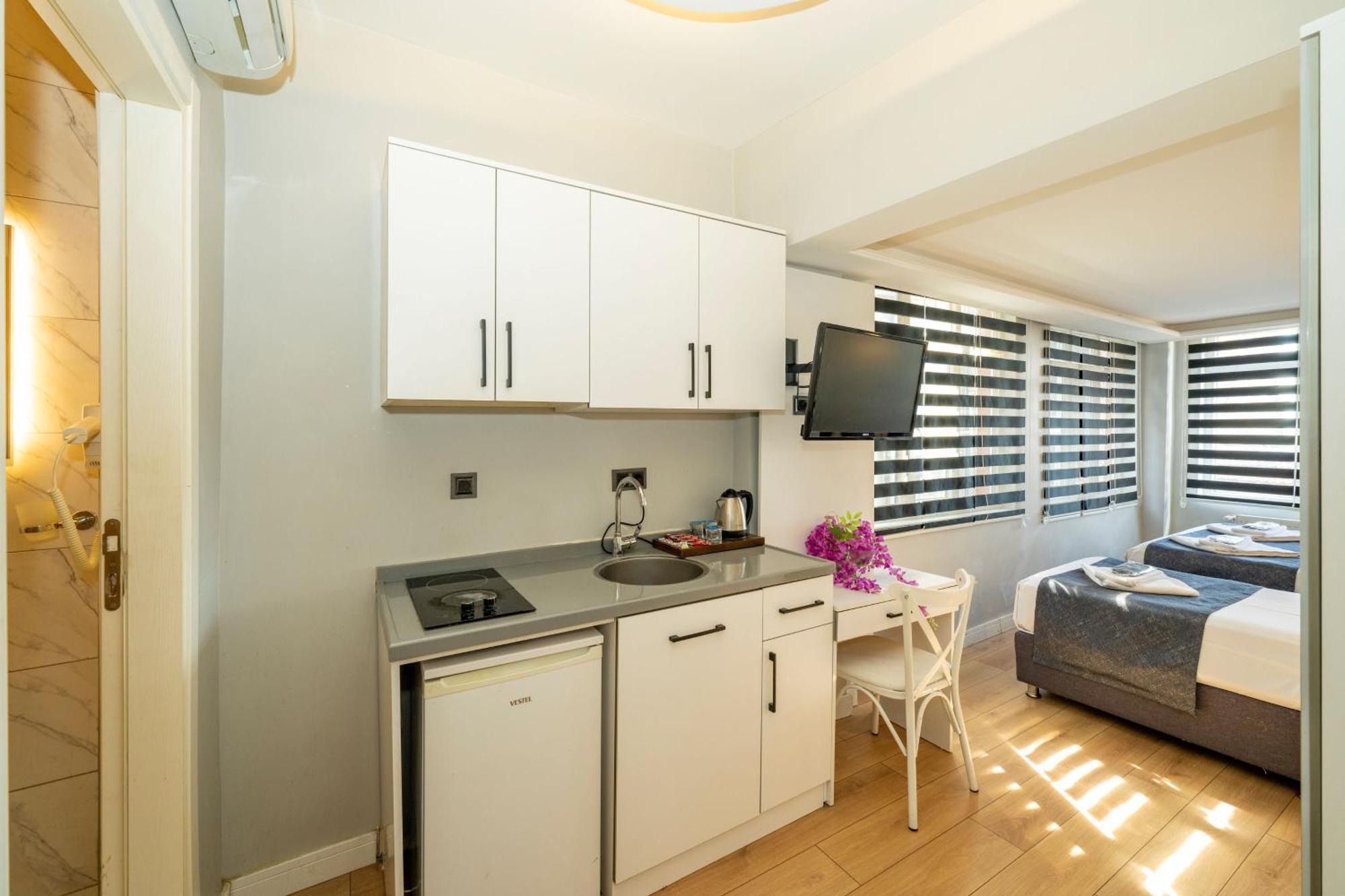 Luce Suites Taksim Istanbul Exterior foto