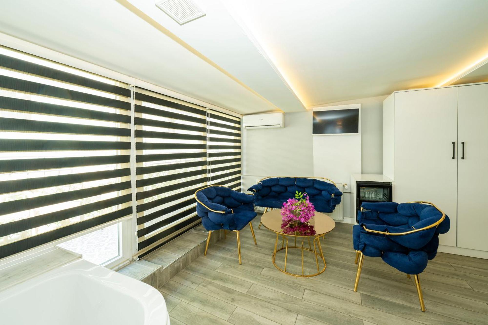 Luce Suites Taksim Istanbul Exterior foto